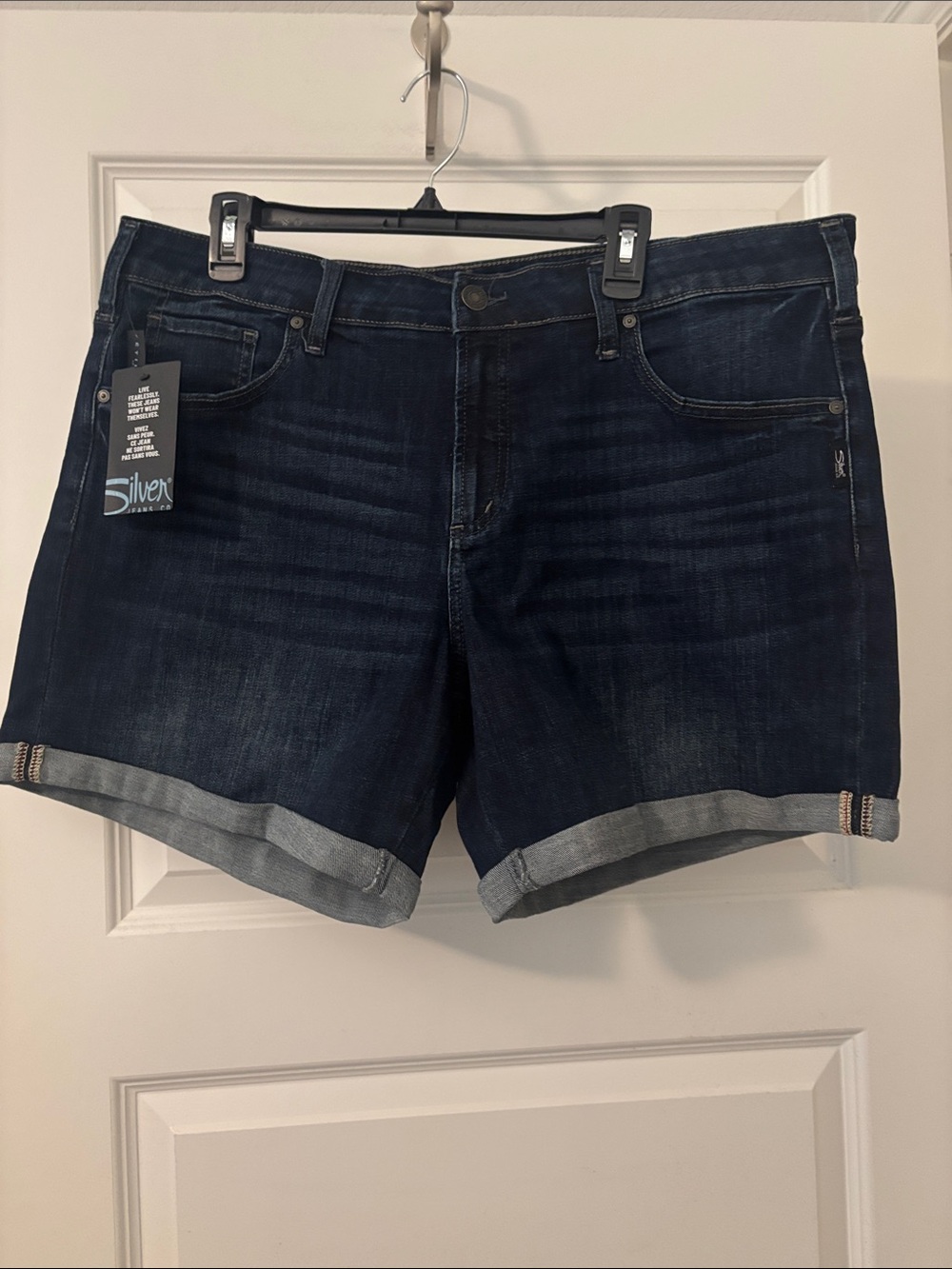 Silver Jeans Dark Indigo Roll-Cuff Denim Shorts SZ 16W Luxe Stretch casual NWT